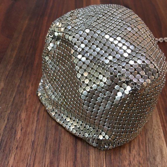 FIRM PRICE!  Stunning Antique Whiting & Davis Silver Mesh Evening Bag